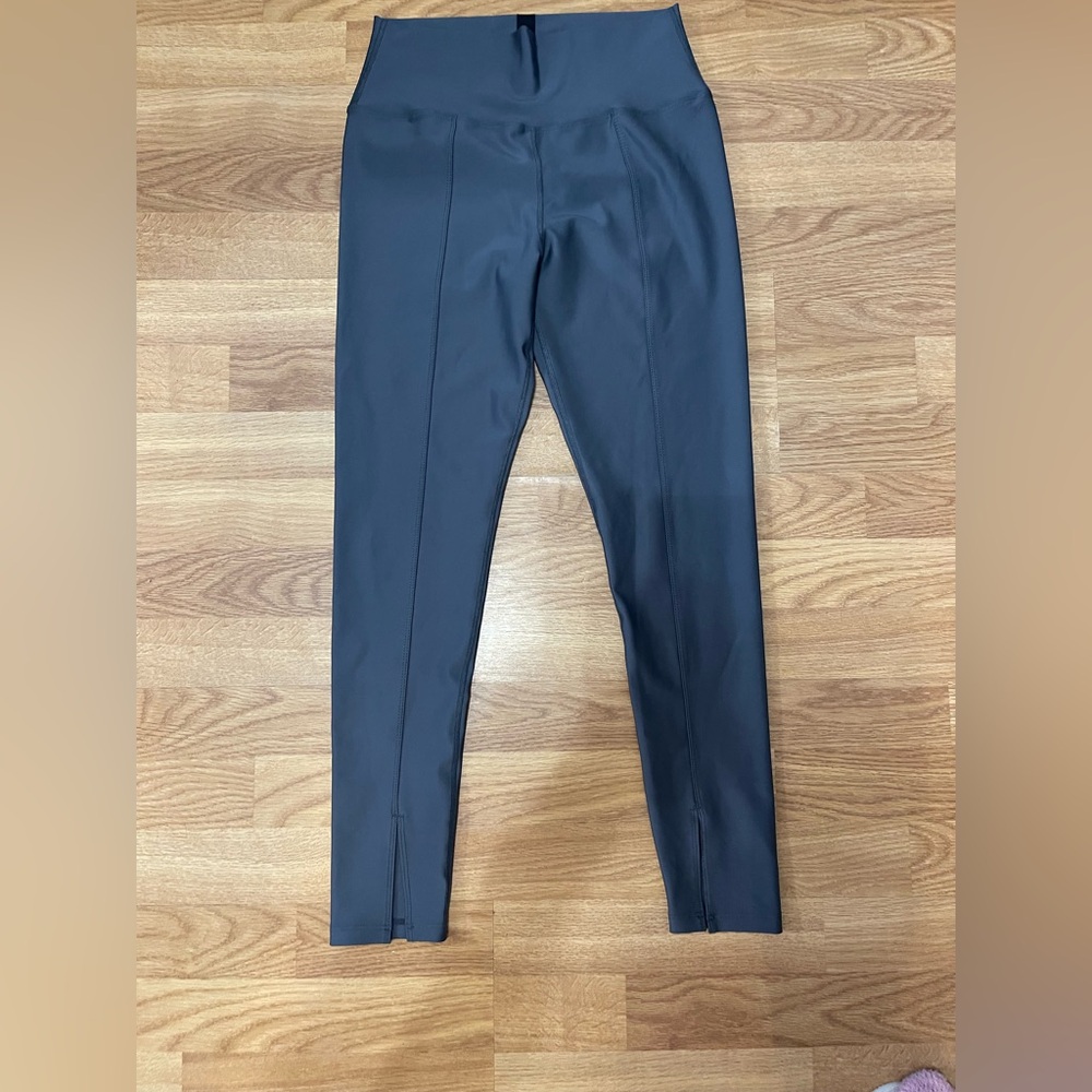 Peloton Show Up Front Split Leggings